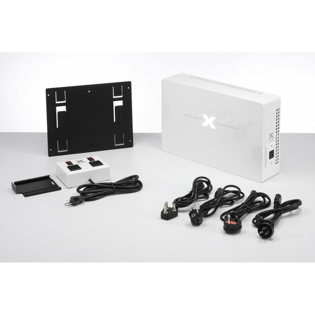 X-5 | 600W/5A | Step-Down Voltage & Frequency Converter – 220V/50Hz to 120V/60Hz